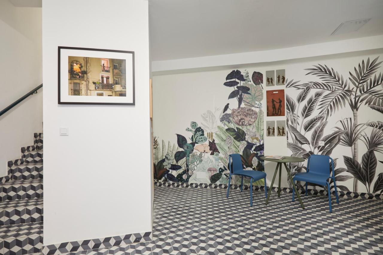Art Lovers Apart First Floor Безье Экстерьер фото